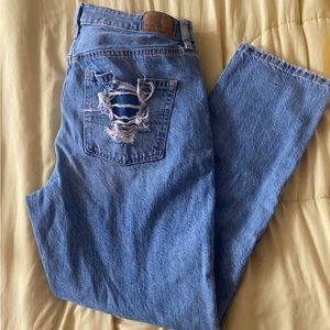 American Eagle mom jeans size: 6